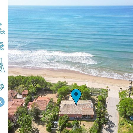 Salty Noses Beach House Paradise Perfect For Families Pírgos エクステリア 写真