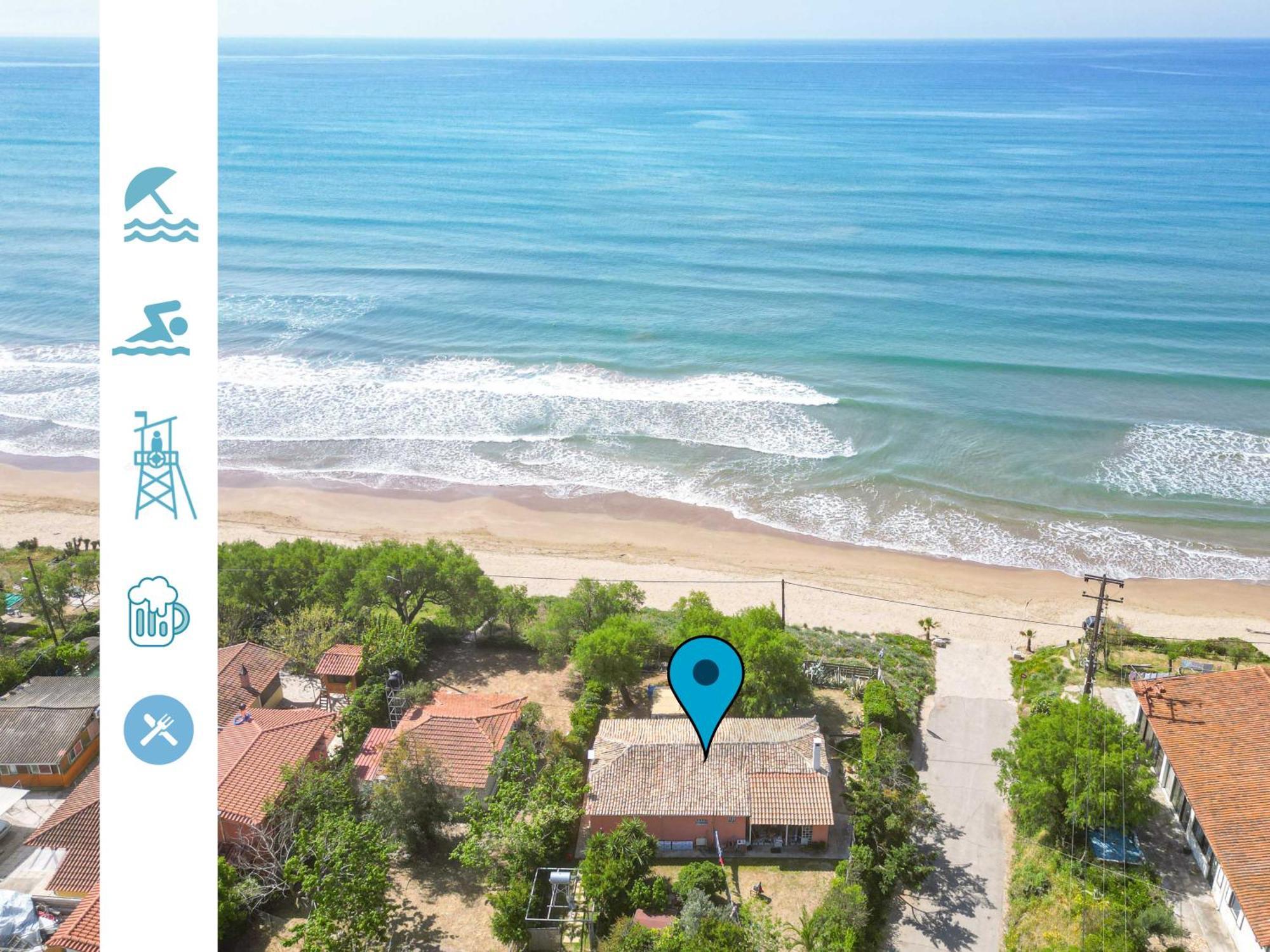Salty Noses Beach House Paradise Perfect For Families Pírgos エクステリア 写真